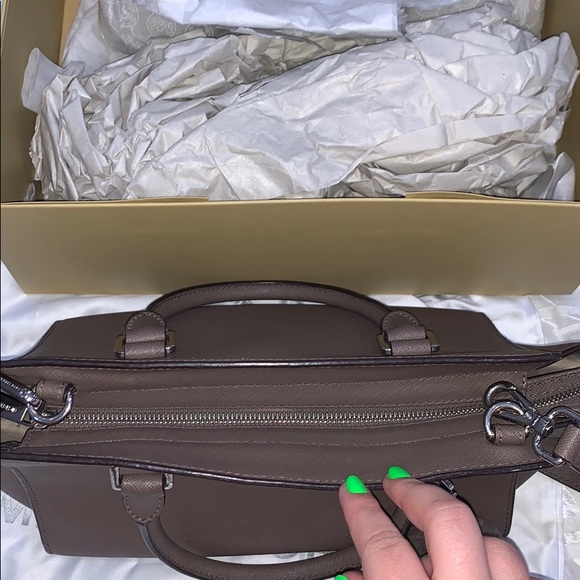 MICHAEL KORS Selma MD TZ Satchel- Cinder - Picture 13 of 15